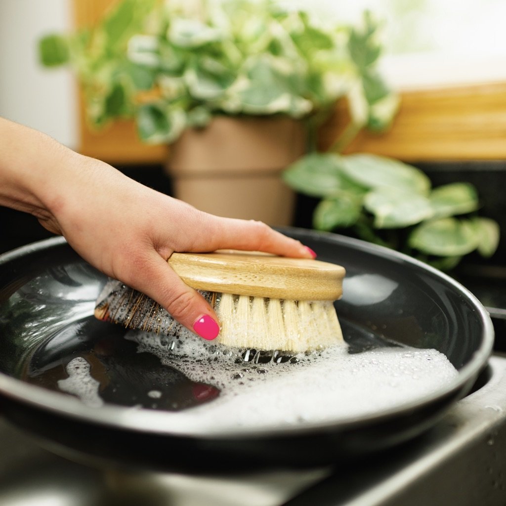 sustainable, zero waste, earth-friendly, plastic-free Bamboo Cleaning Brush - Bamboo Switch